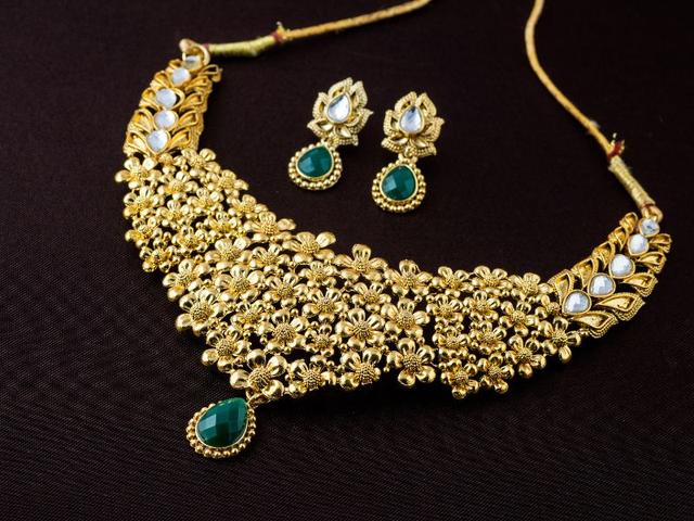 TOP ARTIFICIAL JEWELLERY MANUFACTURERS IN INDIA